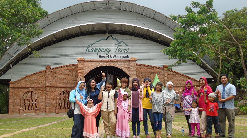 kampung turis karawang